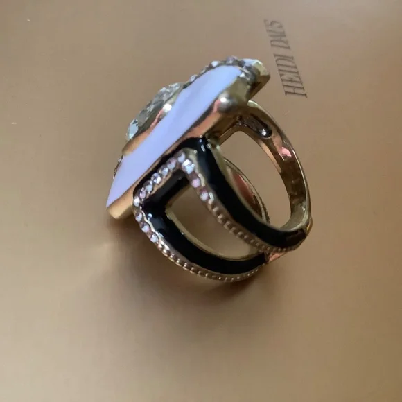 Heidi Daus New Century Crystal & Enamel Art Deco Ring  White Black SZ 10 - Picture 5 of 13